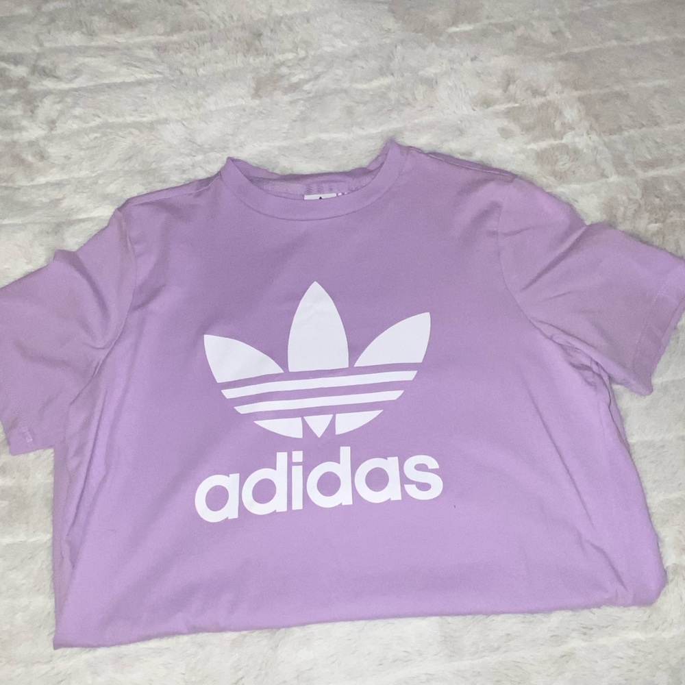Adidas T-shirt